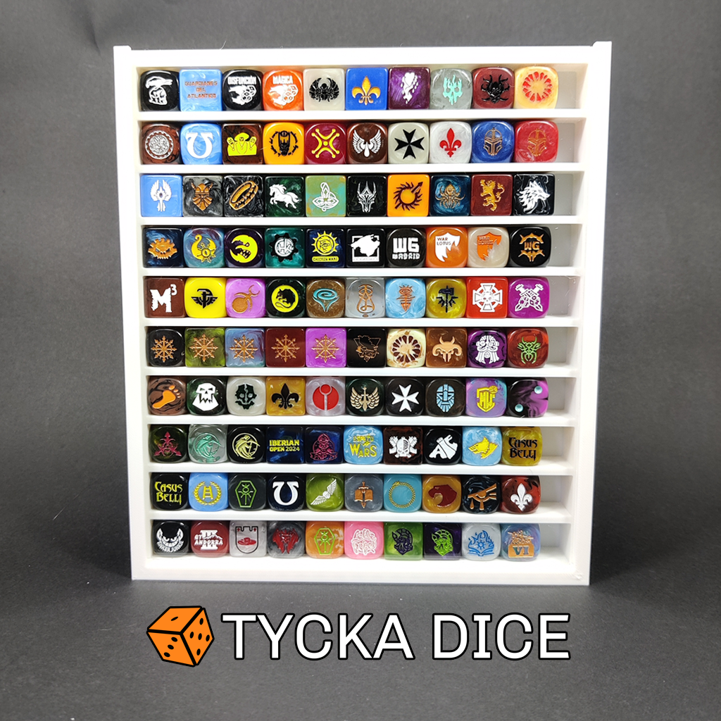 100 - Compact Premium Dice Display Cases