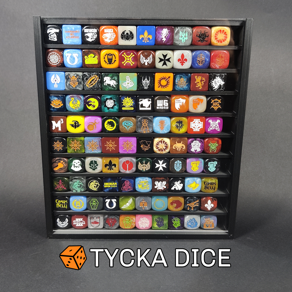 100 - Compact Premium Dice Display Cases