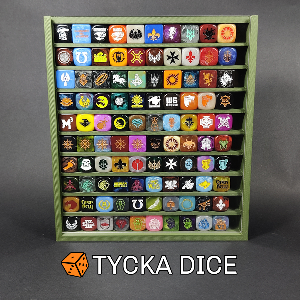 100 - Compact Premium Dice Display Cases